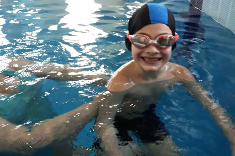 Как первый проект по инклюзивному плаванию в Московской области помогает детям-аутистам