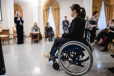 Инклюзия через культуру: Петербург меняет доступную среду